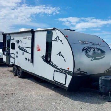 2022 Forest River GREY WOLF