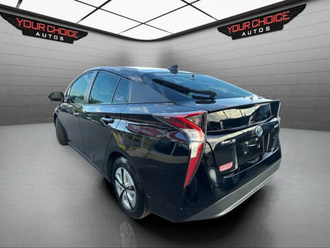 2016 Toyota Prius Three