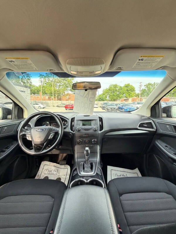 2018 Ford Edge SE