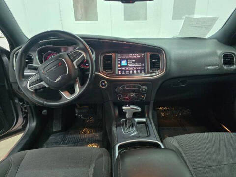 2015 Dodge Charger SXT