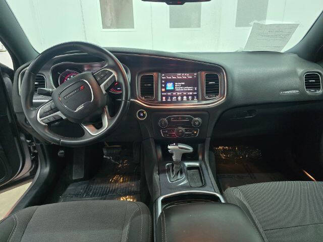 2015 Dodge Charger SXT