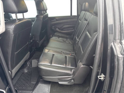 2017 Chevrolet Suburban LT