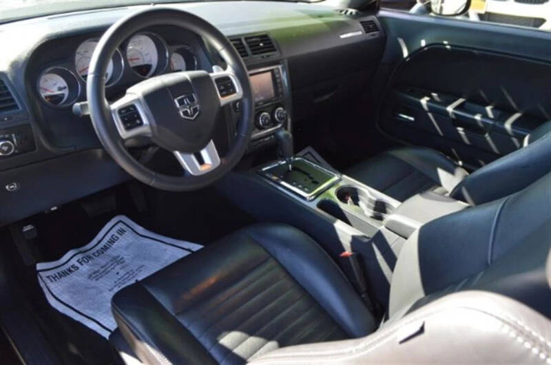 2013 Dodge Challenger SXT