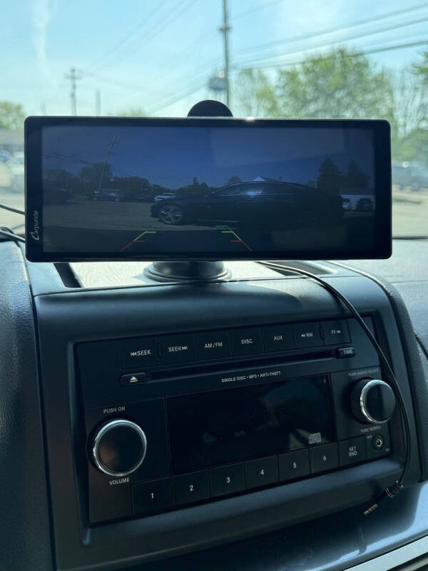 2013 Volkswagen Routan S