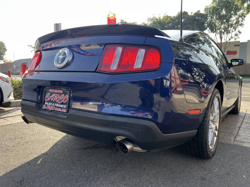 2012 Ford Mustang V6 Premium