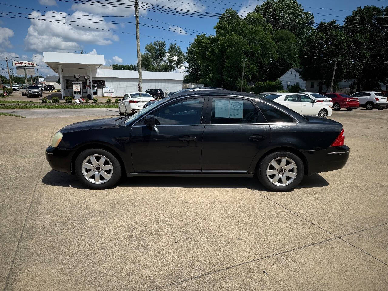 Black 2007 Ford Five Hundred SEL SEL 4dr Sedan 2