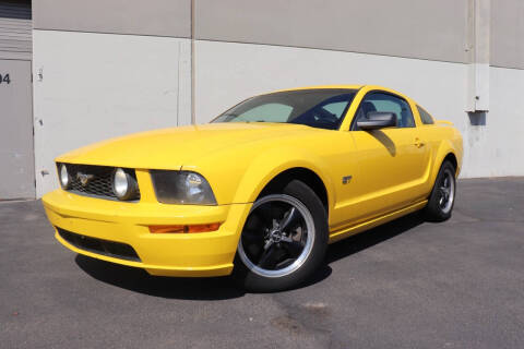 2005 Ford Mustang GT Premium