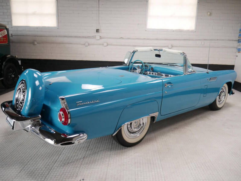 1956 Ford Thunderbird