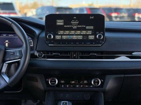 2023 Mitsubishi Outlander PHEV SE