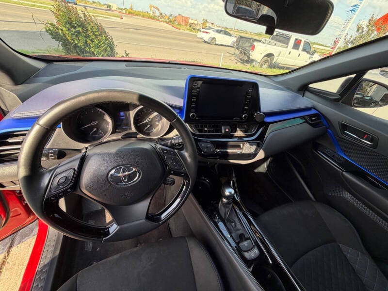 2020 Toyota C-HR XLE