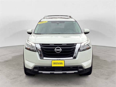 2023 Nissan Pathfinder Platinum