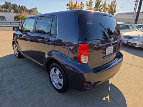 2012 Scion xB