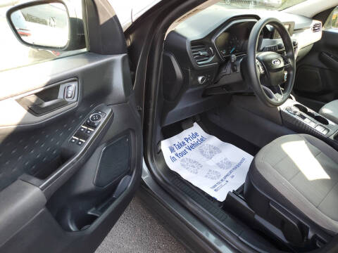 2020 Ford Escape S