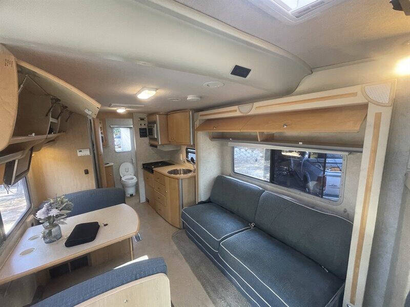 2006 Winnebago View 23H