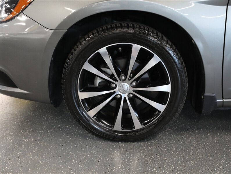 2011 Chrysler 200 S