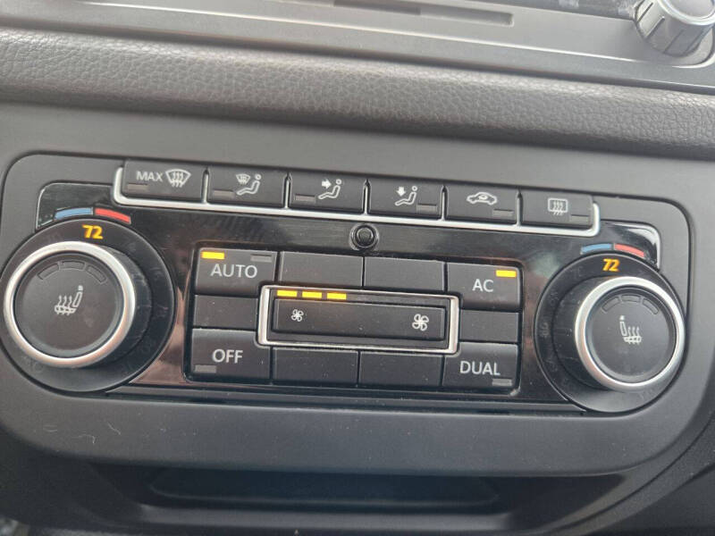 2012 Volkswagen Tiguan SEL 4Motion