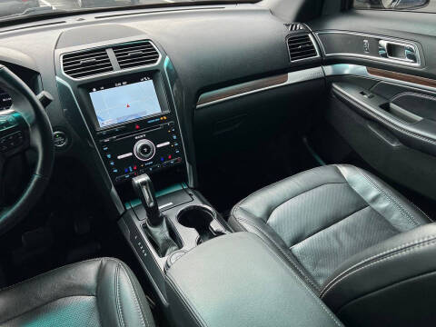 2017 Ford Explorer Limited