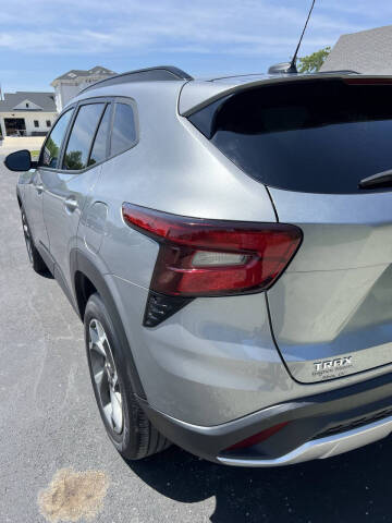 2024 Chevrolet Trax LT