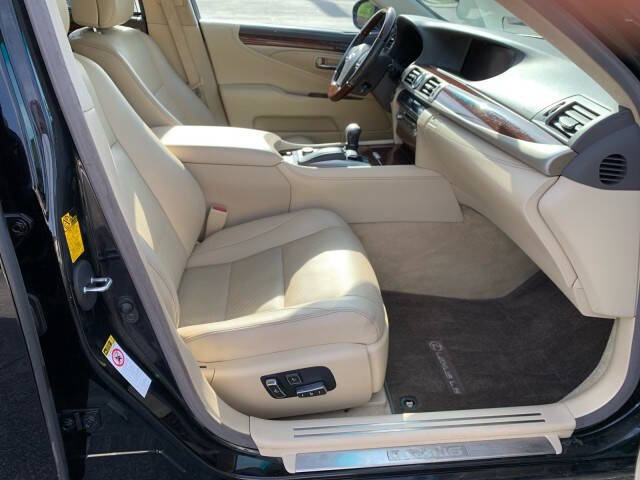 2014 Lexus LS 460
