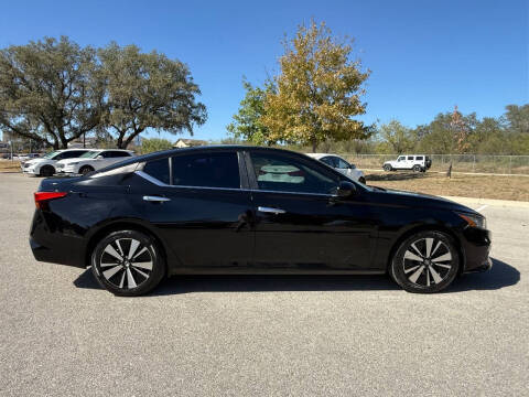 2021 Nissan Altima 2.5 SV