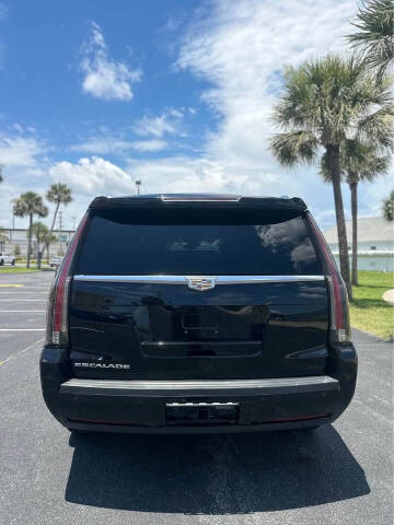 2017 Cadillac Escalade Platinum
