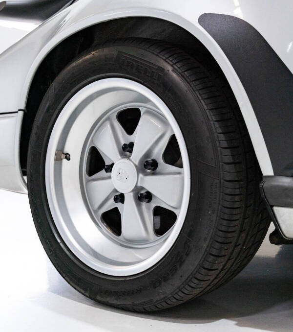 1989 Porsche 911 Carrera