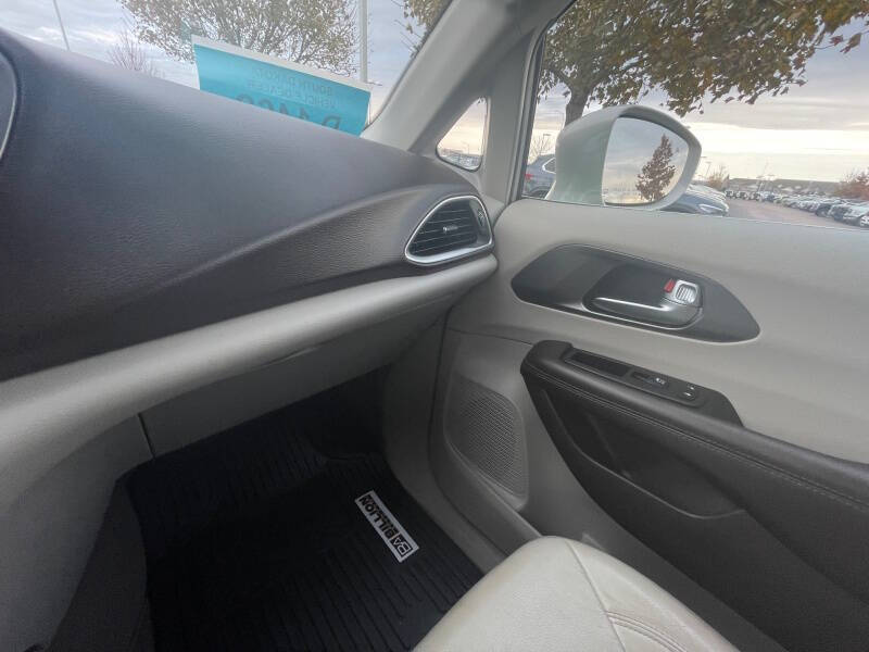 2019 Chrysler Pacifica Touring L Plus