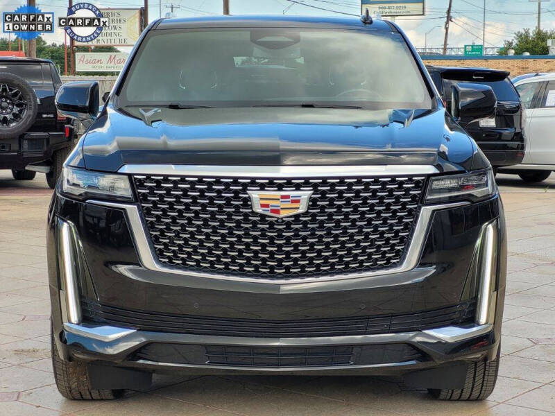 2022 Cadillac Escalade Luxury