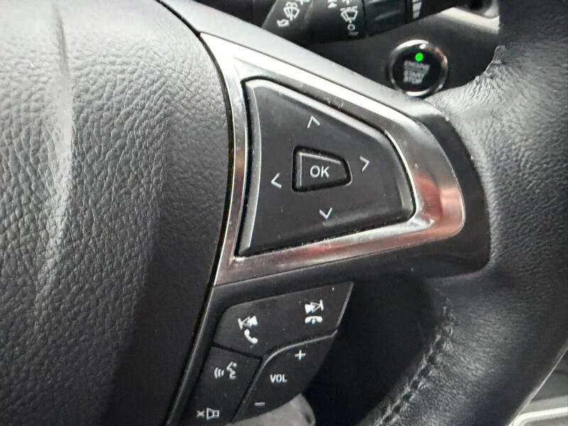 2023 Ford Edge