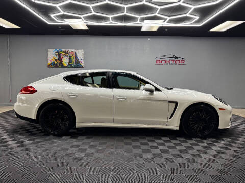 2015 Porsche Panamera 4