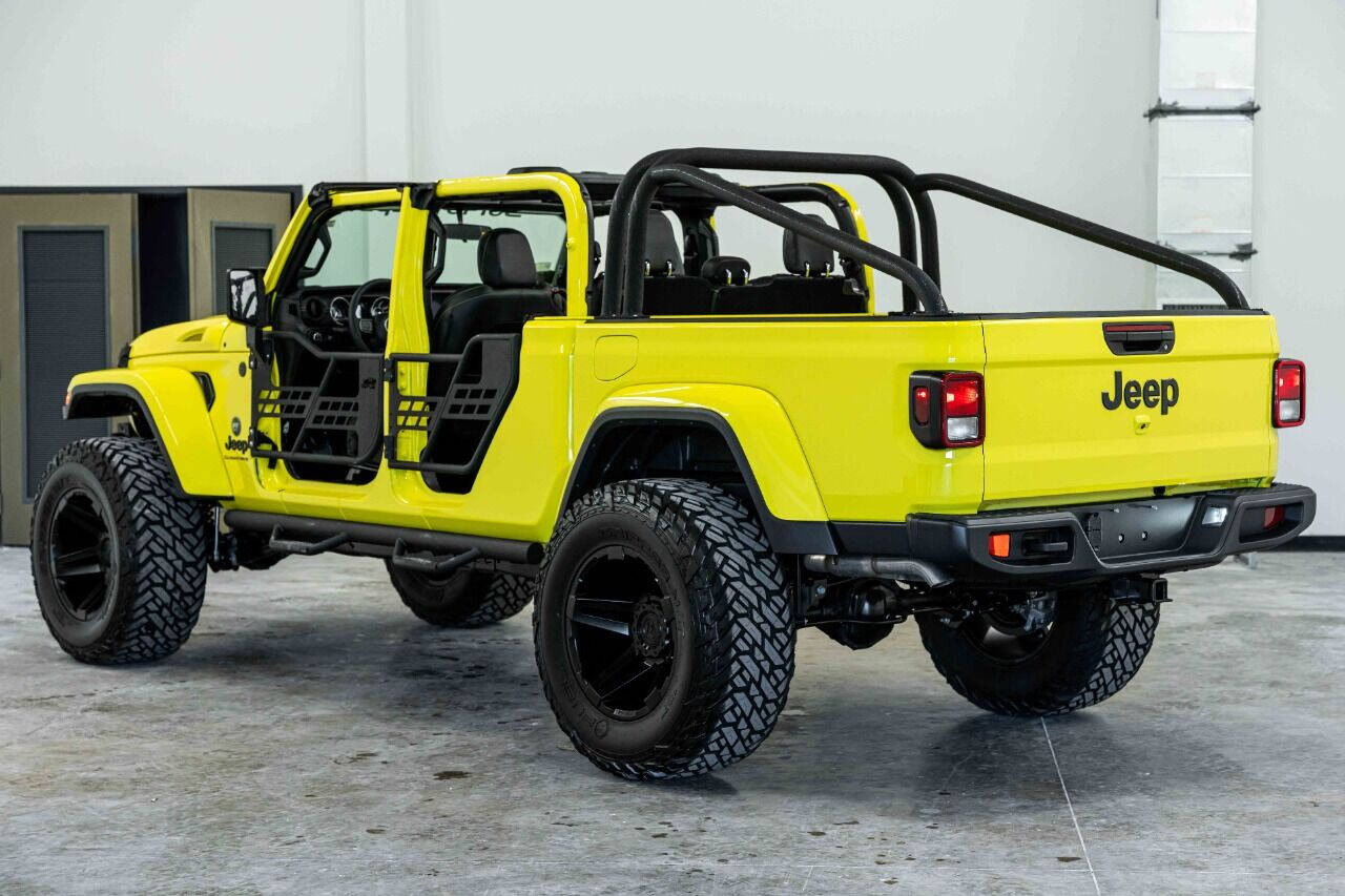 2023 JEEP Gladiator Pickup - $65,995
