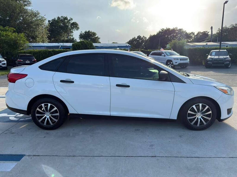 2016 Ford Focus S