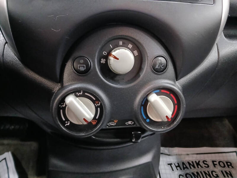 2014 Nissan Versa Note SV