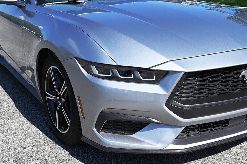 2024 Ford Mustang 11