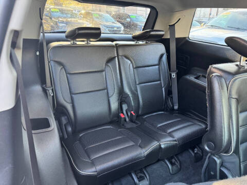 2019 GMC Acadia Denali