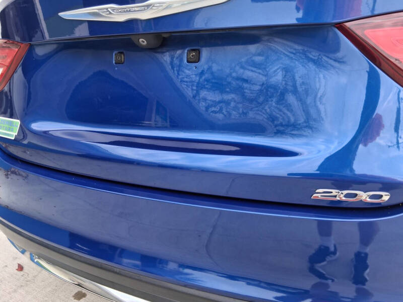 2015 Chrysler 200 Limited