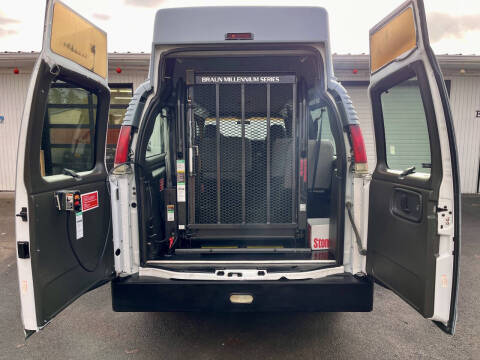 2002 GMC Savana G3500 SLE