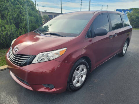 2015 Toyota Sienna for sale at Superior Auto Source in Clearwater FL