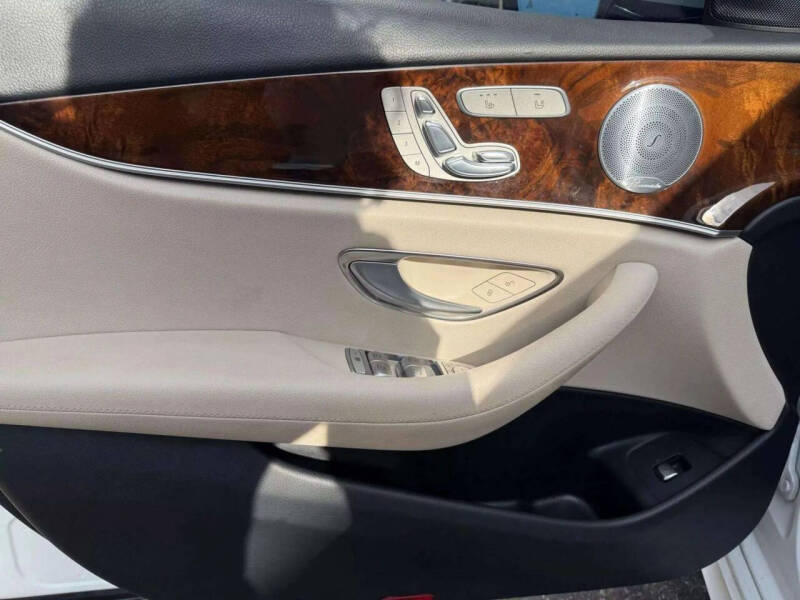 2017 Mercedes-Benz E-Class E 300 4MATIC