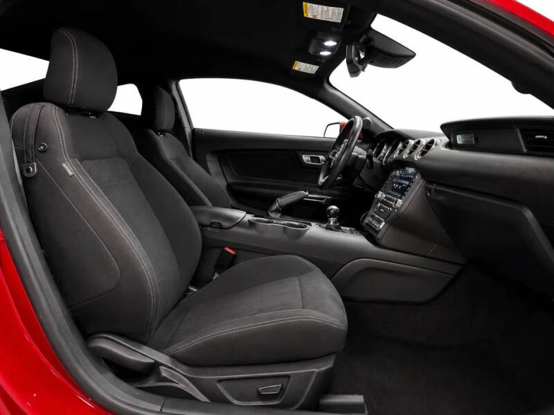 2021 Ford Mustang