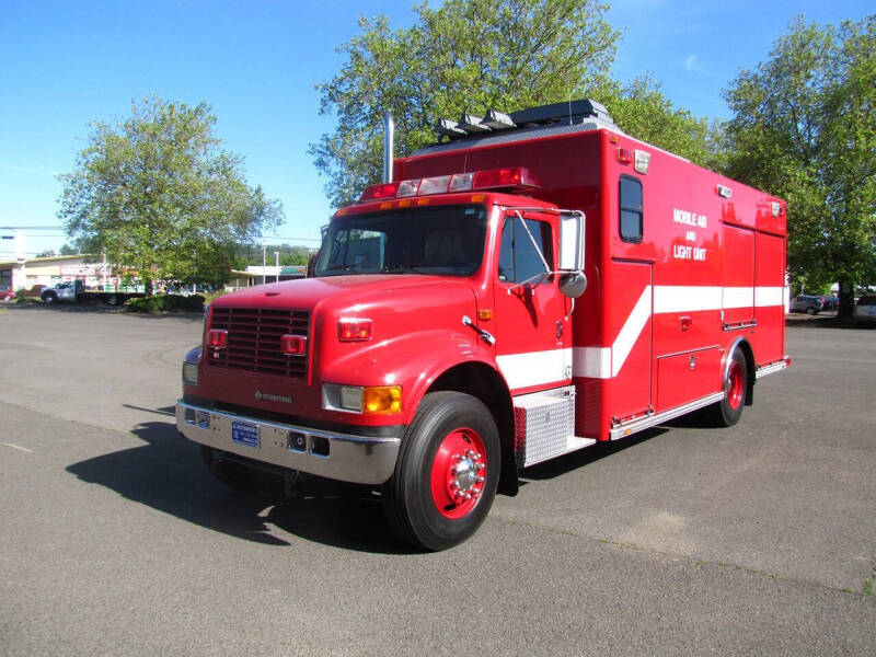 2000 International 4900