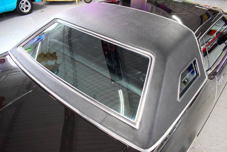 1976 Ford Thunderbird
