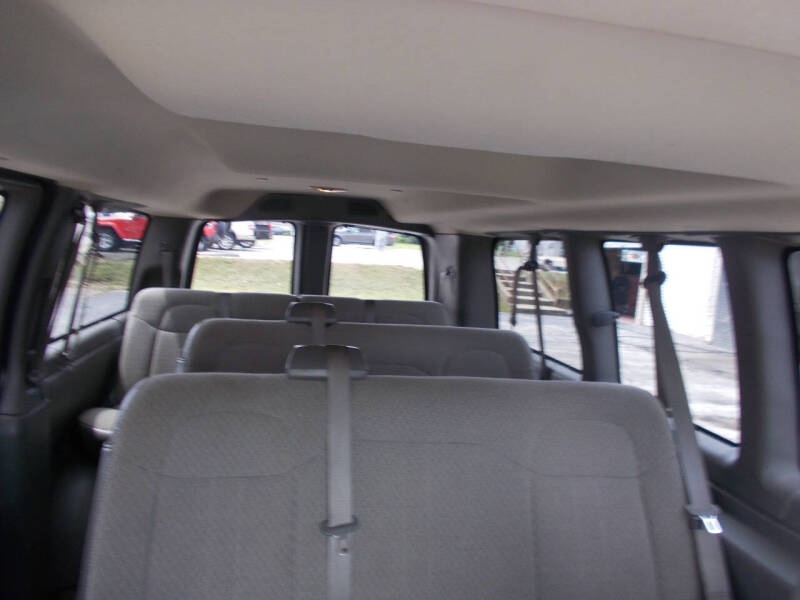 2016 Chevrolet Express LS 2500