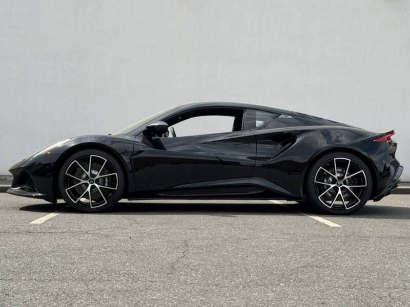 2025 Lotus Emira V6 Base