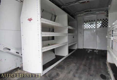 2023 GMC Savana 2500