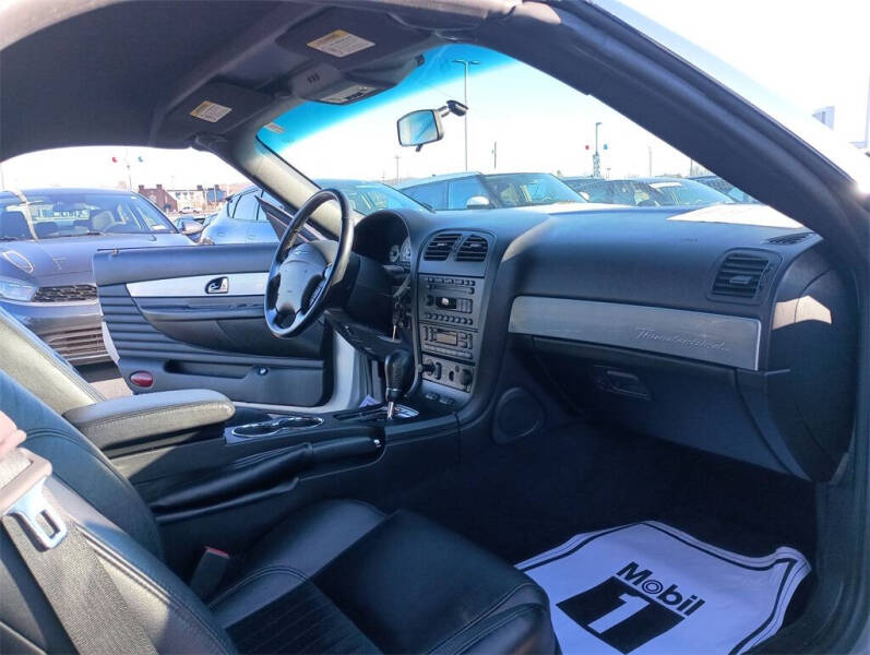 2004 Ford Thunderbird Deluxe