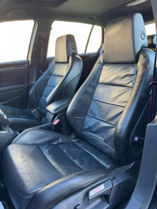 2014 Volkswagen GTI Wolfsburg Edition PZEV