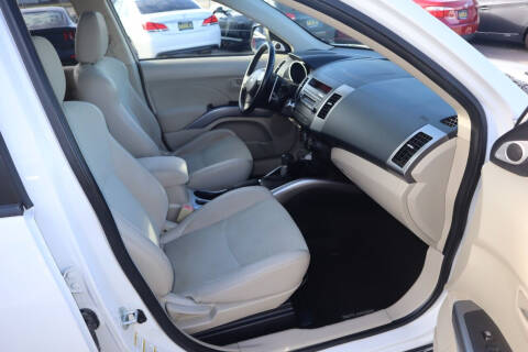 2008 Mitsubishi Outlander SE