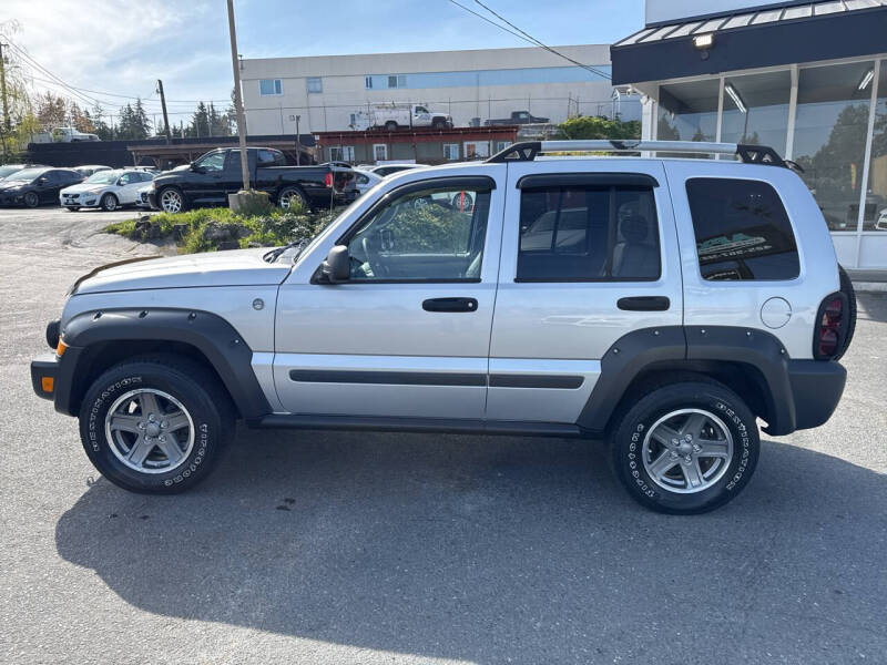 Used 2005 Jeep Liberty Renegade with VIN 1J8GL38K25W590342 for sale in Edmonds, WA