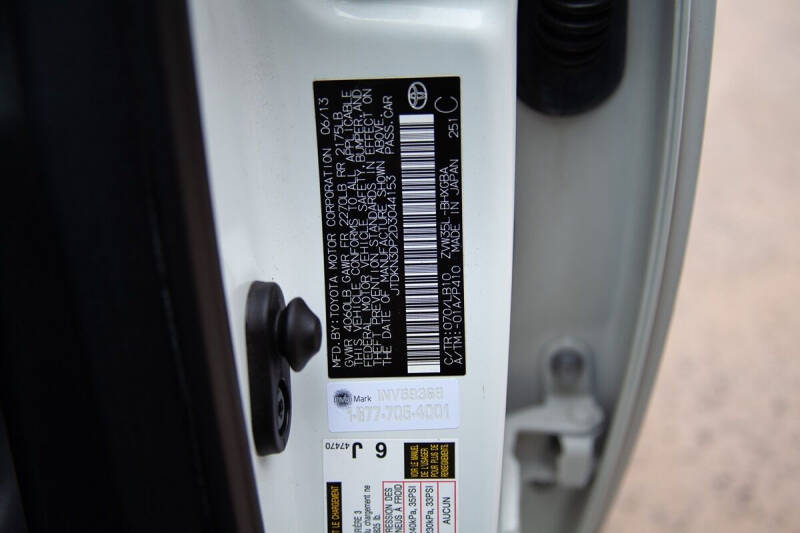 2013 Toyota Prius Plug-in Hybrid